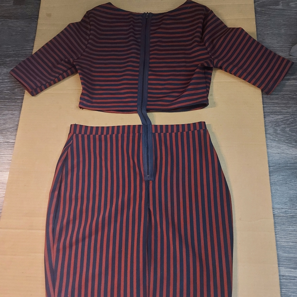 Forever 21 Striped Print Open Midriff Cut Out Dress Maroon/Navy M Coquette Dirl
